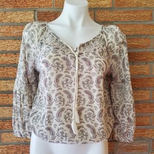 American Eagle Outfitters Cream Patterned Blouse Size Medium